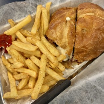 The Brown Dog - Fungus Amongus burger - Burgers Near Me - Palm Coast, Florida The Brown Dog - Fungus Amongus burger - Burgers Near Me - Palm Coast, Florida