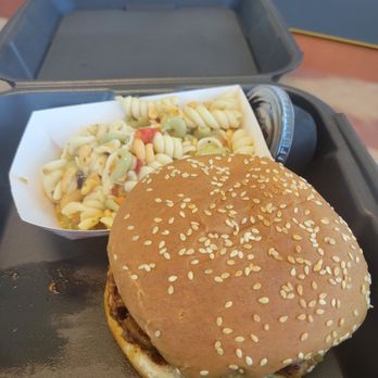 Hobe Meats - Pulled pork sandwich and pasta salad - Meat Shops Near Me - Phoenix, Arizona