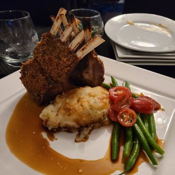 Magnum & Steins - Rack of lamb (full) - Canadian (New) Near Me - St. John's, Newfoundland and Labrador