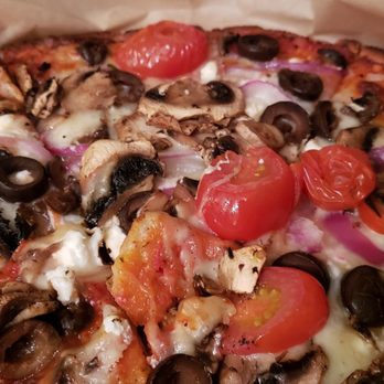 Blaze Pizza - Cauliflower crust was a tasty choice! - Salad Near Me - Davie, Florida Blaze Pizza - Cauliflower crust was a tasty choice! - Salad Near Me - Davie, Florida