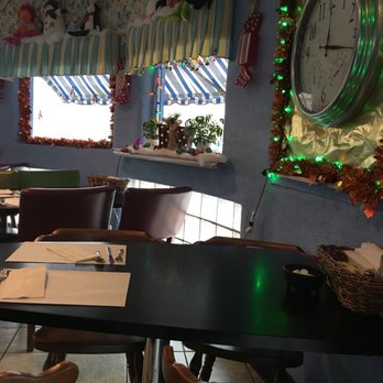 Daddy Maxwell's Diner & Cafe - Decorations in the dome - Breakfast & Brunch Near Me - Williams Bay, Wisconsin