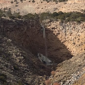 Overlook Park - A water fall - Parks Near Me - White Rock, New Mexico