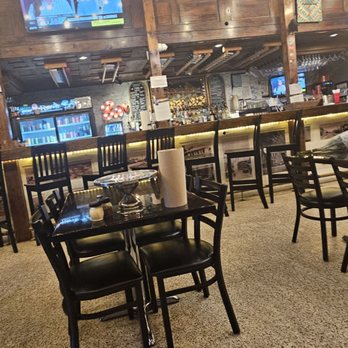 The Ravenite Pizzeria - Pizza Near Me - Fairhope, Alabama The Ravenite Pizzeria - Pizza Near Me - Fairhope, Alabama