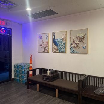 Yu Massage - Amazing experience! The staff was extremely professional, friendly, and attentive from the moment we walked in. - Massage Near Me - Las Vegas, Nevada Yu Massage - Amazing experience! The staff was extremely professional, friendly, and attentive from the moment we walked in. - Massage Near Me - Las Vegas, Nevada