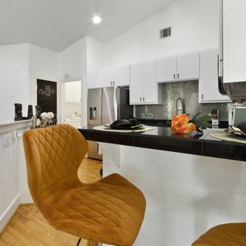 Supreme Cleaning Professionals - Bar area - Home Cleaning Near Me Supreme Cleaning Professionals - Bar area - Home Cleaning Near Me