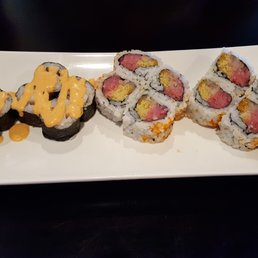 Firecracker and Spicy Tuna Rolls -- fresh & tasty! Firecracker and Spicy Tuna Rolls -- fresh & tasty!