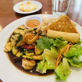 Archi's Thai Kitchen - Shrimp Basil lunch special - Thai Near Me - Las Vegas, Nevada