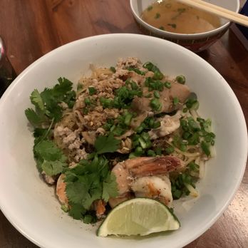 Lunette - KTPP Pork Dry Noodle with a side of broth - Cambodian Near Me - San Francisco, California