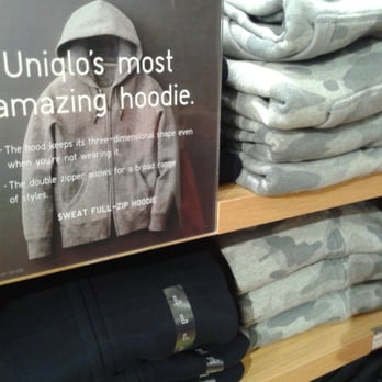UNIQLO - Men's Clothing Near Me - Emeryville, California UNIQLO - Men's Clothing Near Me - Emeryville, California