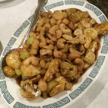 New Garden Restaurant - Yummy Cashew Chicken. - Chinese Near Me - Pullman, Washington New Garden Restaurant - Yummy Cashew Chicken. - Chinese Near Me - Pullman, Washington