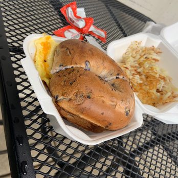 Silverglades on 8th - Bluebe Scrambled Egg And Cheese Served On A Toasted Bagel - Coffee & Tea Near Me - Cincinnati, Ohio Silverglades on 8th - Bluebe Scrambled Egg And Cheese Served On A Toasted Bagel - Coffee & Tea Near Me - Cincinnati, Ohio