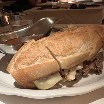Monkey Bar - Prime rib sandwich - American Near Me - New York, New York