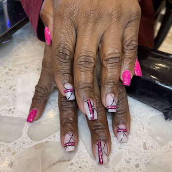 Sparkle Nails - Nail Salons Near Me - Austin, Texas