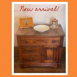 Mama's Pink House Antiques - This little Eastlake washstand is just beautiful!