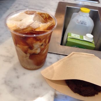 Blue Bottle Coffee - Dean St - Iced coffee fix - Coffee & Tea Near Me - Brooklyn, New York