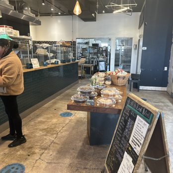 Bread & Water Company - The store - Bakeries Near Me - Alexandria, Virginia