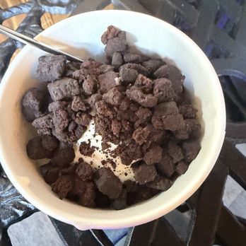 Black Cat Frozen Custard - Vanilla with brownies - Coffee & Tea Near Me - Portland, Oregon Black Cat Frozen Custard - Vanilla with brownies - Coffee & Tea Near Me - Portland, Oregon