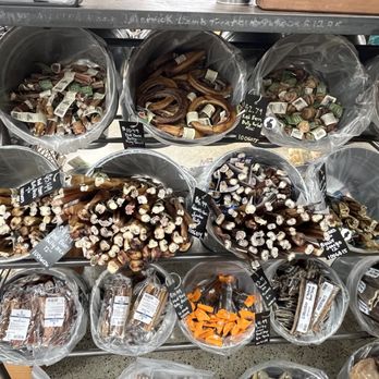 Mud Bay - Bully sticks - Pet Stores Near Me - Bellevue, Washington Mud Bay - Bully sticks - Pet Stores Near Me - Bellevue, Washington