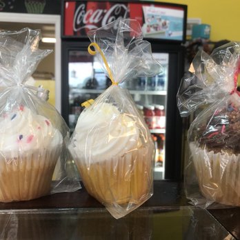 Linda's Cupcakes and More - Bakeries Near Me - Brunswick, Georgia Linda's Cupcakes and More - Bakeries Near Me - Brunswick, Georgia