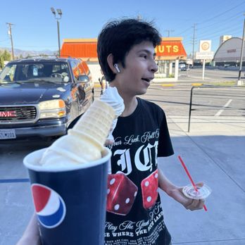Burger Point - Made a root beer float - Burgers Near Me - San Bernardino, California