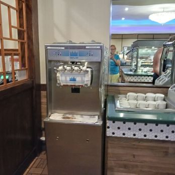 China House Buffet - The ice cream machine, vanilla, and chocolate - Chinese Near Me - Shamokin Dam, Pennsylvania China House Buffet - The ice cream machine, vanilla, and chocolate - Chinese Near Me - Shamokin Dam, Pennsylvania