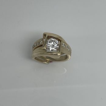 Facet Colors Jewelry - Jewelry Near Me - Chicago, Illinois Facet Colors Jewelry - Jewelry Near Me - Chicago, Illinois