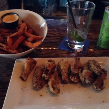 Le Warehouse - Chicken wings and sweet potatoes - July 2016 - Bars Near Me - Montreal, Quebec Le Warehouse - Chicken wings and sweet potatoes - July 2016 - Bars Near Me - Montreal, Quebec