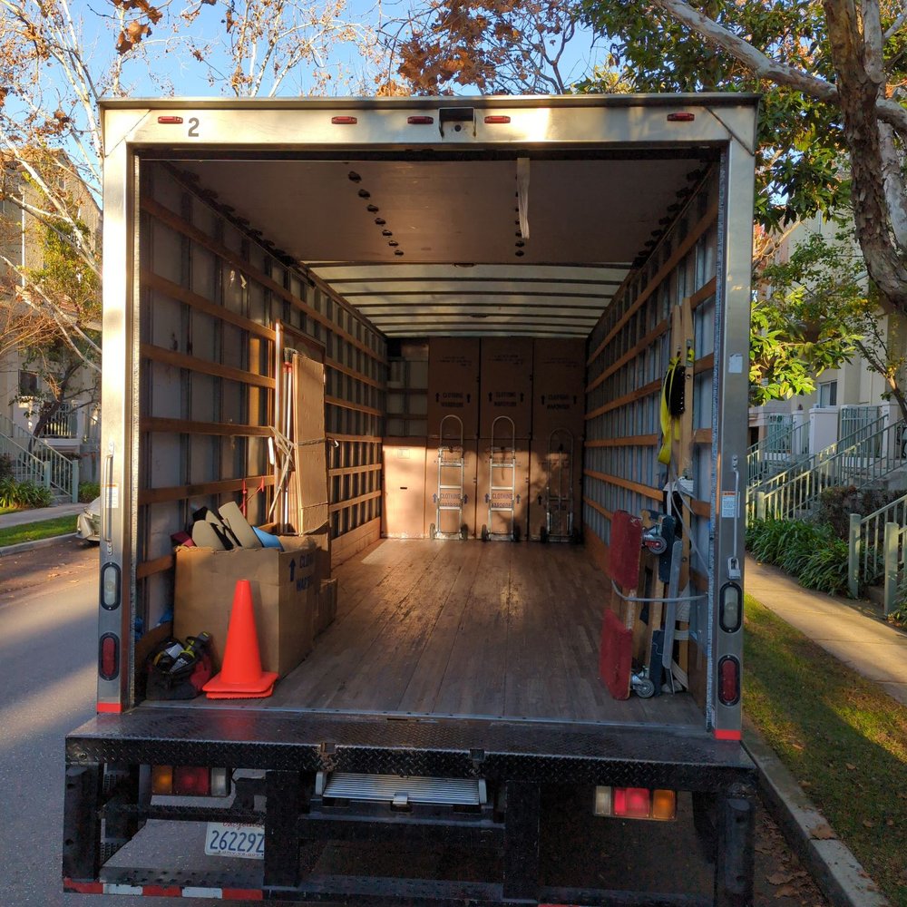 Movers R Here - Movers Near Me - Newark, California Movers R Here - Movers Near Me - Newark, California