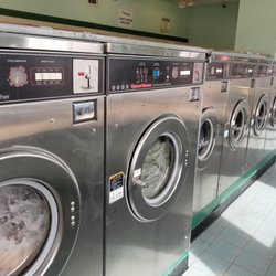 Pine Street Laundromat