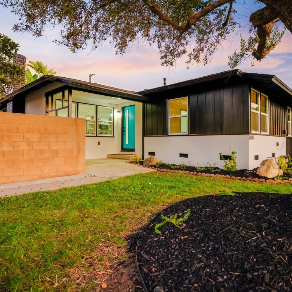 Slide of Var Construction