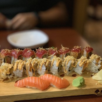 Ginza Sushi - Sushi Bars Near Me - Honolulu, Hawaii
