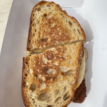 Happy's Take Out - Grilled cheese w tomato - Breakfast & Brunch Near Me - Camden, Maine
