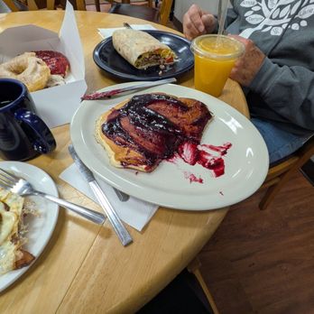 McIntosh Farm Country Store - Breakfast & Brunch Near Me - Arcata, California McIntosh Farm Country Store - Breakfast & Brunch Near Me - Arcata, California