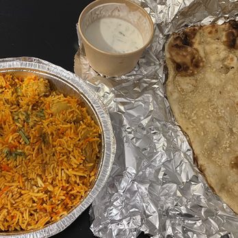 Le Taj - Chicken Biryani - Indian Near Me - Montreal, Quebec