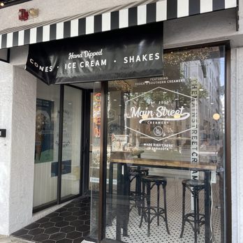 Main Street Creamery - Ice Cream & Frozen Yogurt Near Me - Sarasota, Florida