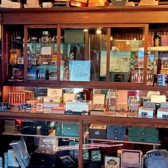 Hutch Humidor - Cigar Bars Near Me - Hutchinson, Kansas Hutch Humidor - Cigar Bars Near Me - Hutchinson, Kansas
