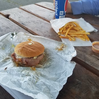 Boss Drive-In - Fast Food Near Me - Seattle, Washington