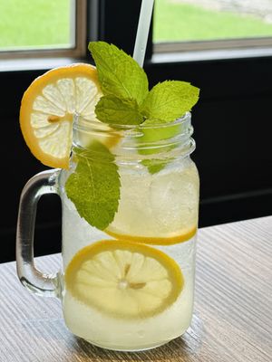 Pho Leo & Grill by null