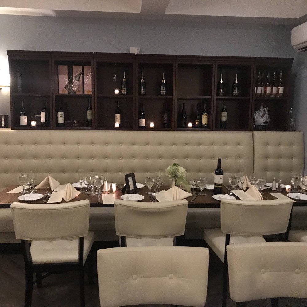 Casa Belvedere - Dining space - Cultural Center Near Me - Staten Island, New York Casa Belvedere - Dining space - Cultural Center Near Me - Staten Island, New York