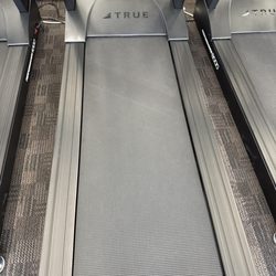 G&G Fitness Equipment - Cranberry - This is the floor model to show what our new treadmill looks like. I'll add more pictures of the equipment when it's set up in our home gym