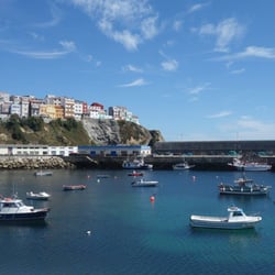 O Cachon - Vista del Puerto Pesquero