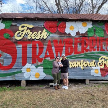 Branford Farm Stand - Great family fun - Mexican Near Me - Branford, Florida