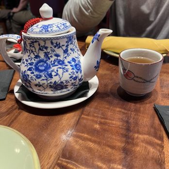 MiYa Chinese - Jasmine tea - Chinese Near Me - Dallas, Texas MiYa Chinese - Jasmine tea - Chinese Near Me - Dallas, Texas