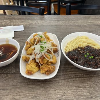 Paik's Noodle - jajangmyeon and sweet & sour chicken - Chinese Near Me - National City, California