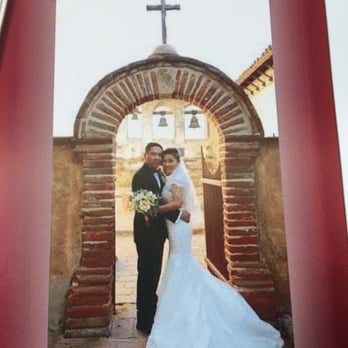 Beautiful Wedding - Enjoying every moment while Anh Phuong and Chi Kathy captures our best sides - Event Photography Near Me - Westminster, California