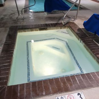 Radisson Hotel Yuma - Indoor hottub/pool - Hotels Near Me - Yuma, Arizona
