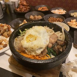 Dolsot Bibimbap