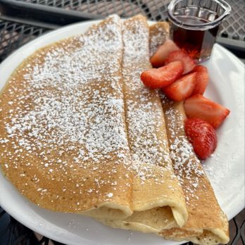 Brekkies - Danish pancake - Breakfast & Brunch Near Me - Solvang, California