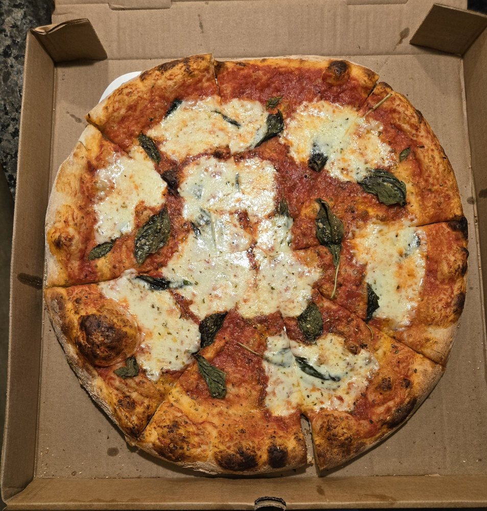 Enzo's Pizzeria & Restaurant Logo