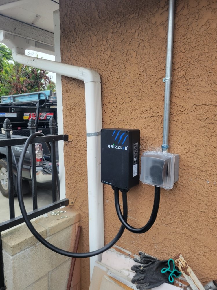 Slide of Guzman Electric